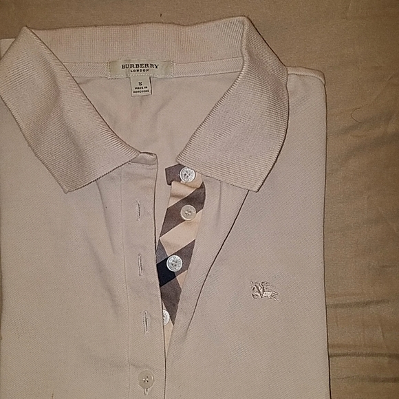 Women Tan Burberry polo plaid lining size Small